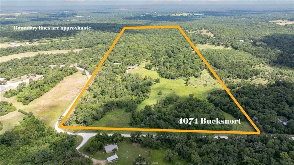 101.3 acres in Robertson County