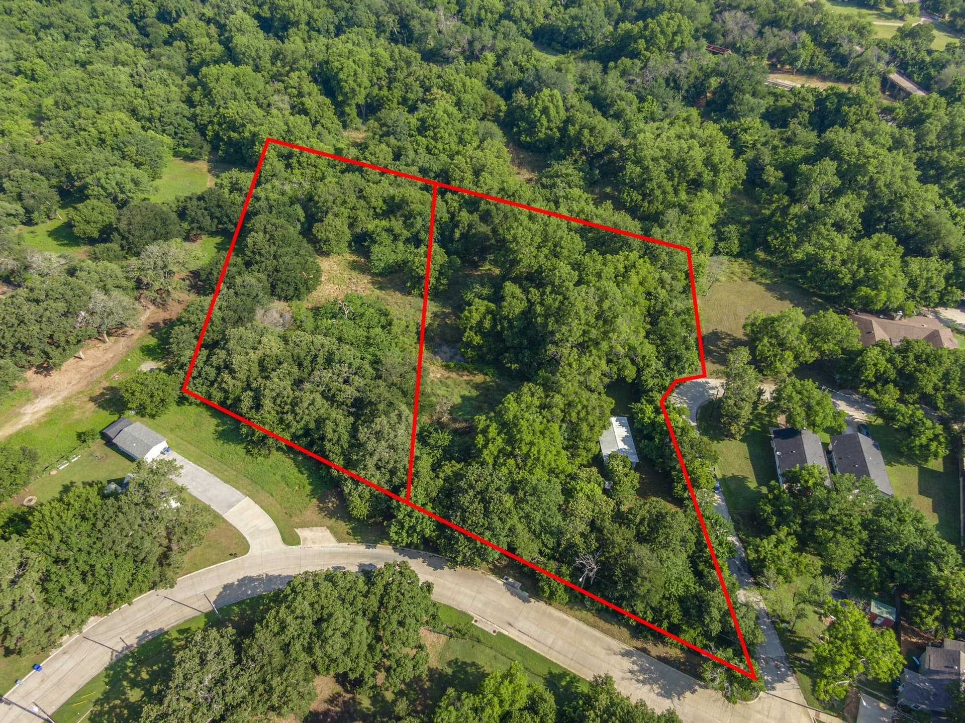 1.6 acres in Tarrant County