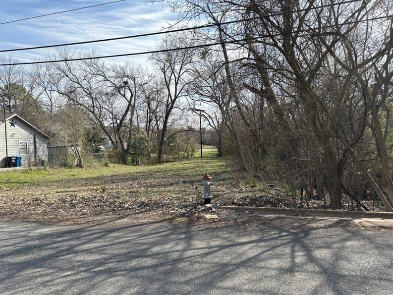 0.17 acres in Grayson County