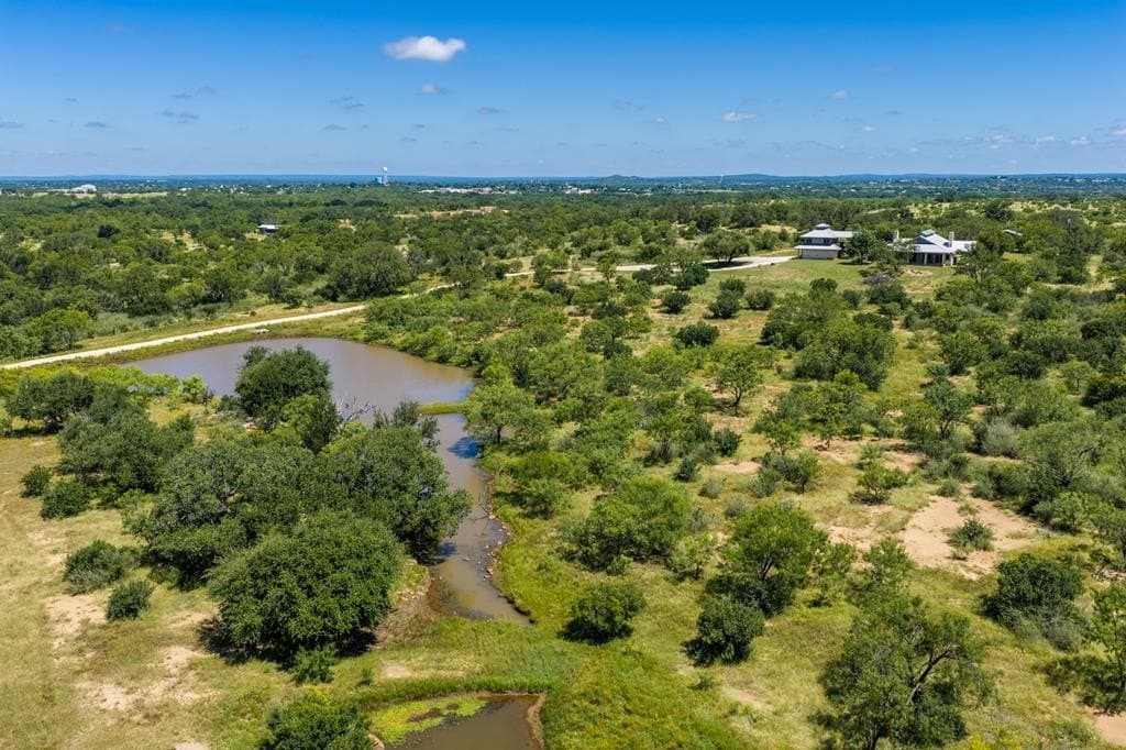 116 acres in Llano County