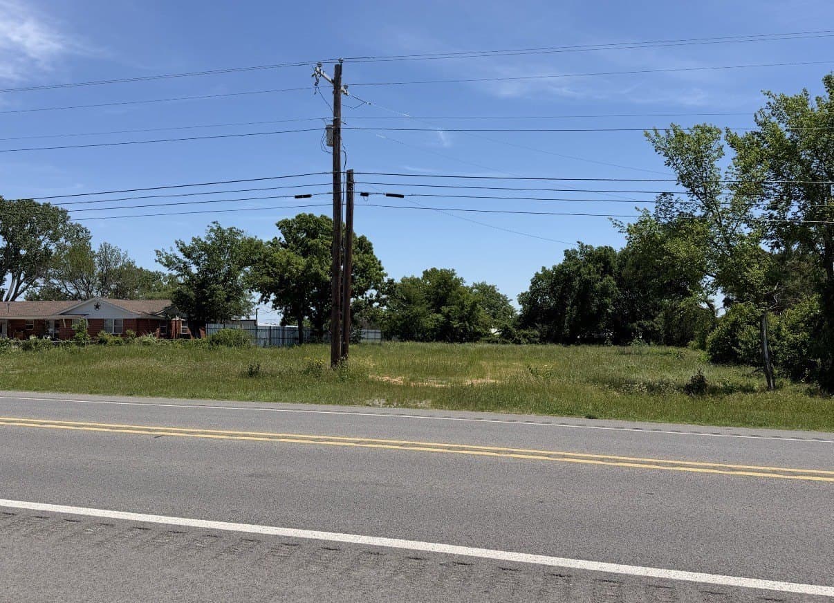 0.6 acres in Tarrant County