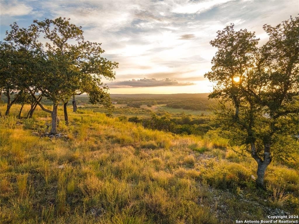 2.27 acres in Comal County