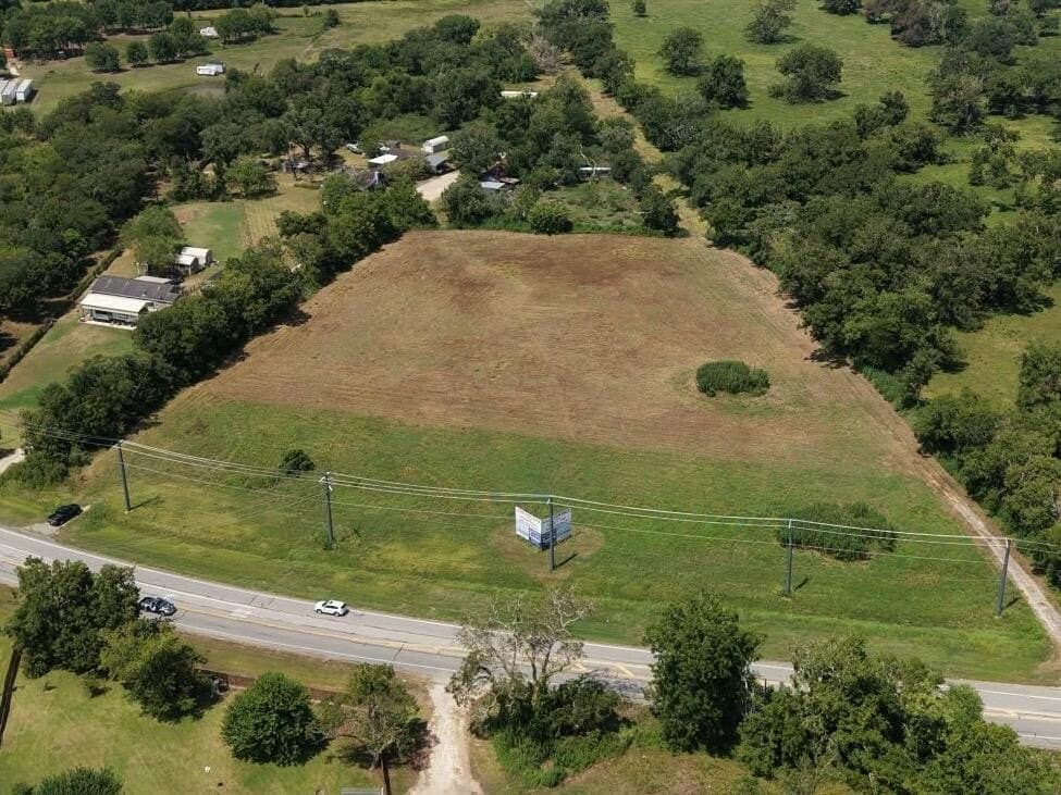 5.18 acres in Brazoria County