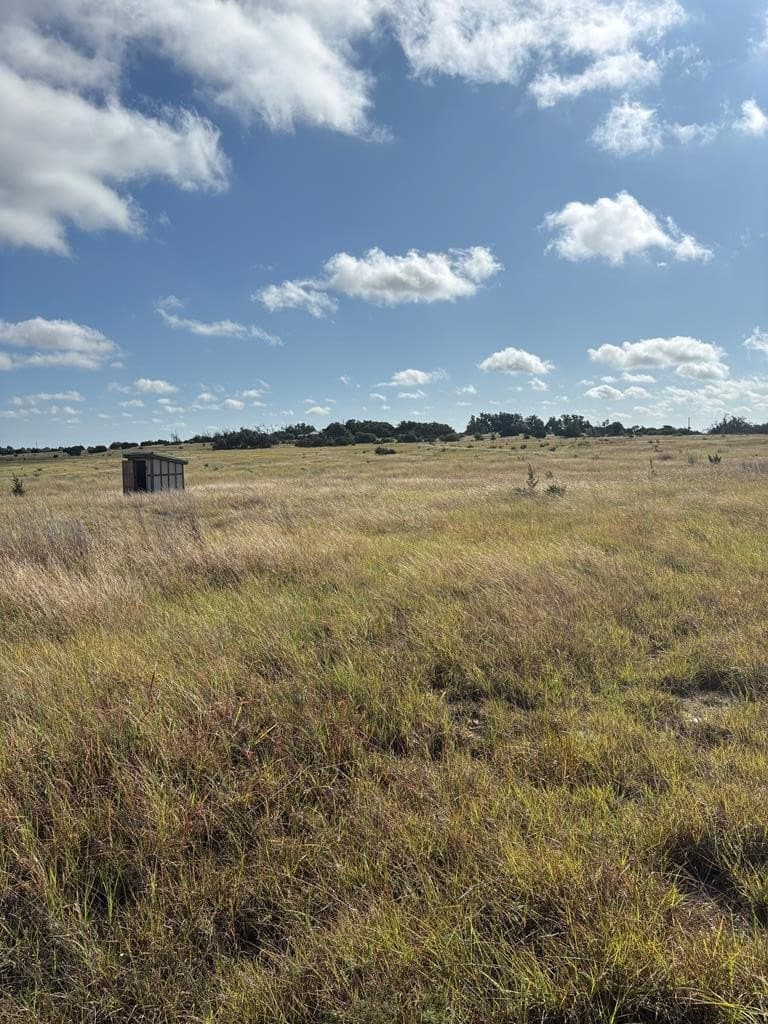10 acres in Gillespie County
