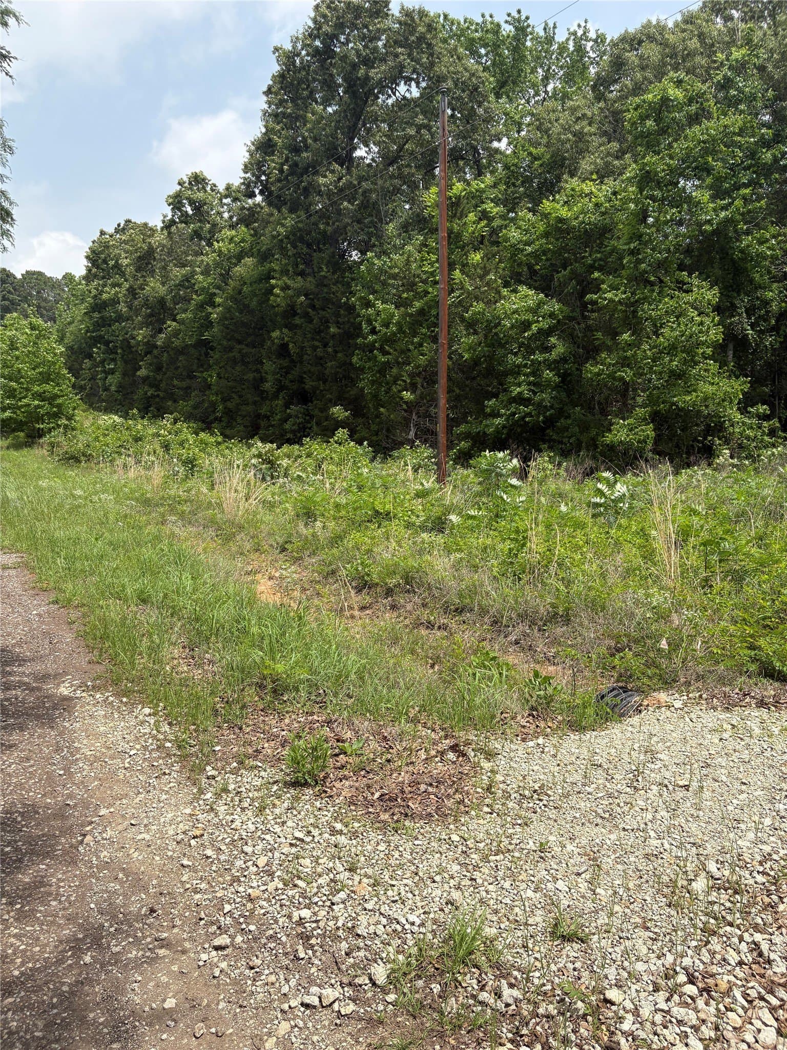 10.01 acres in Van Zandt County