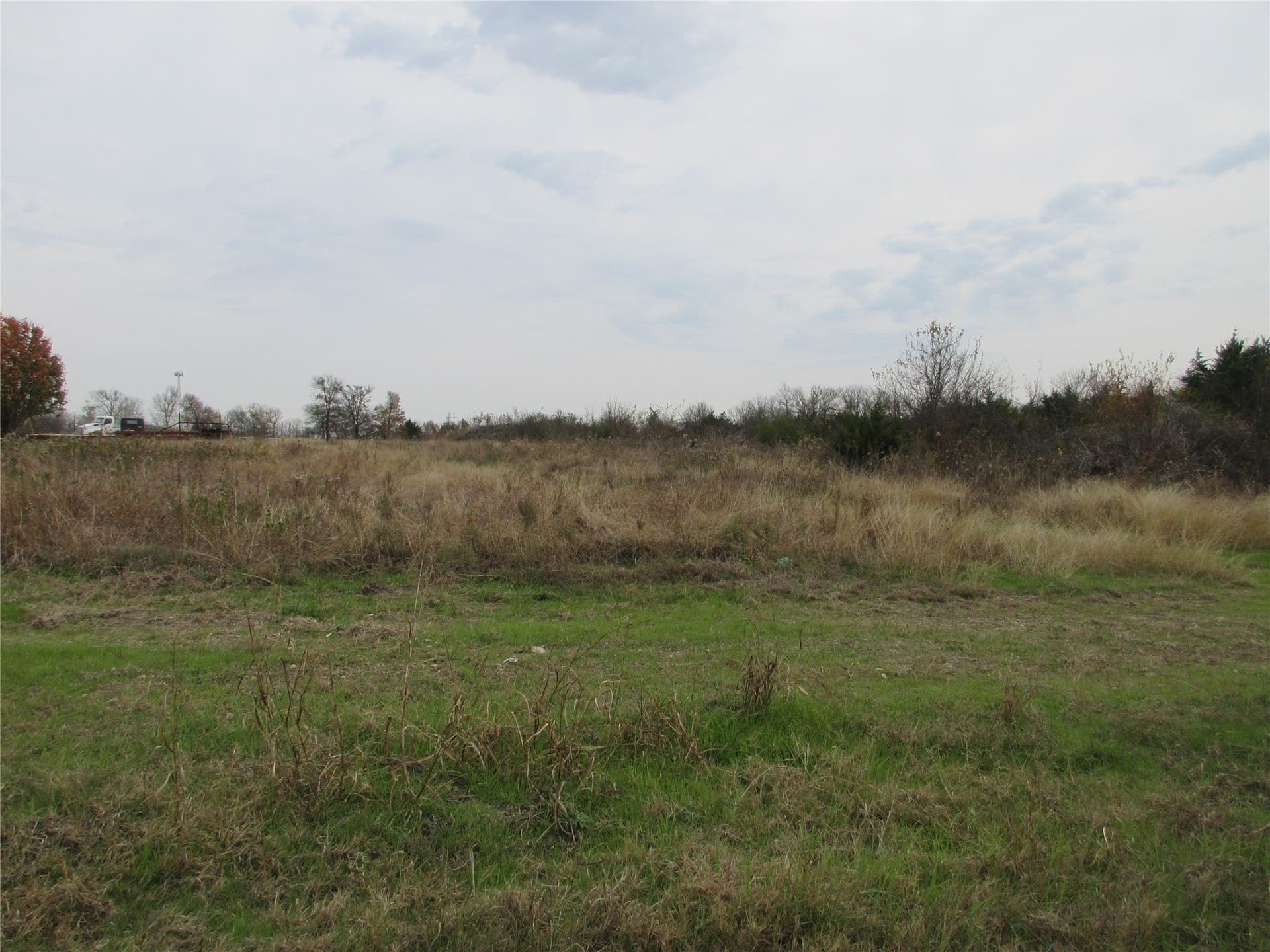 4.9 acres in Falls County