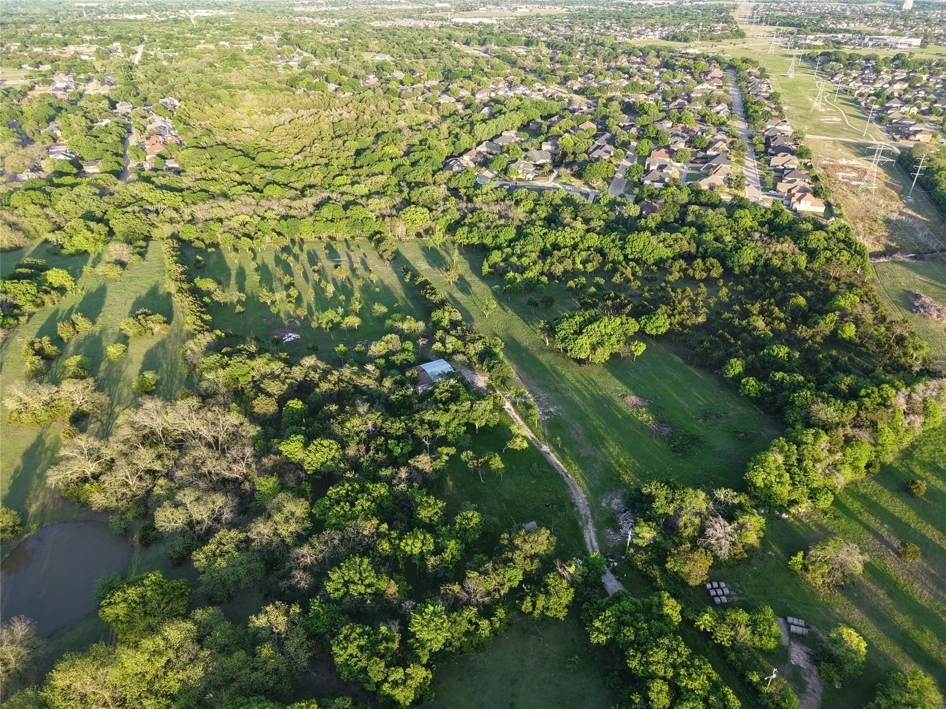 23.24 acres in Dallas County