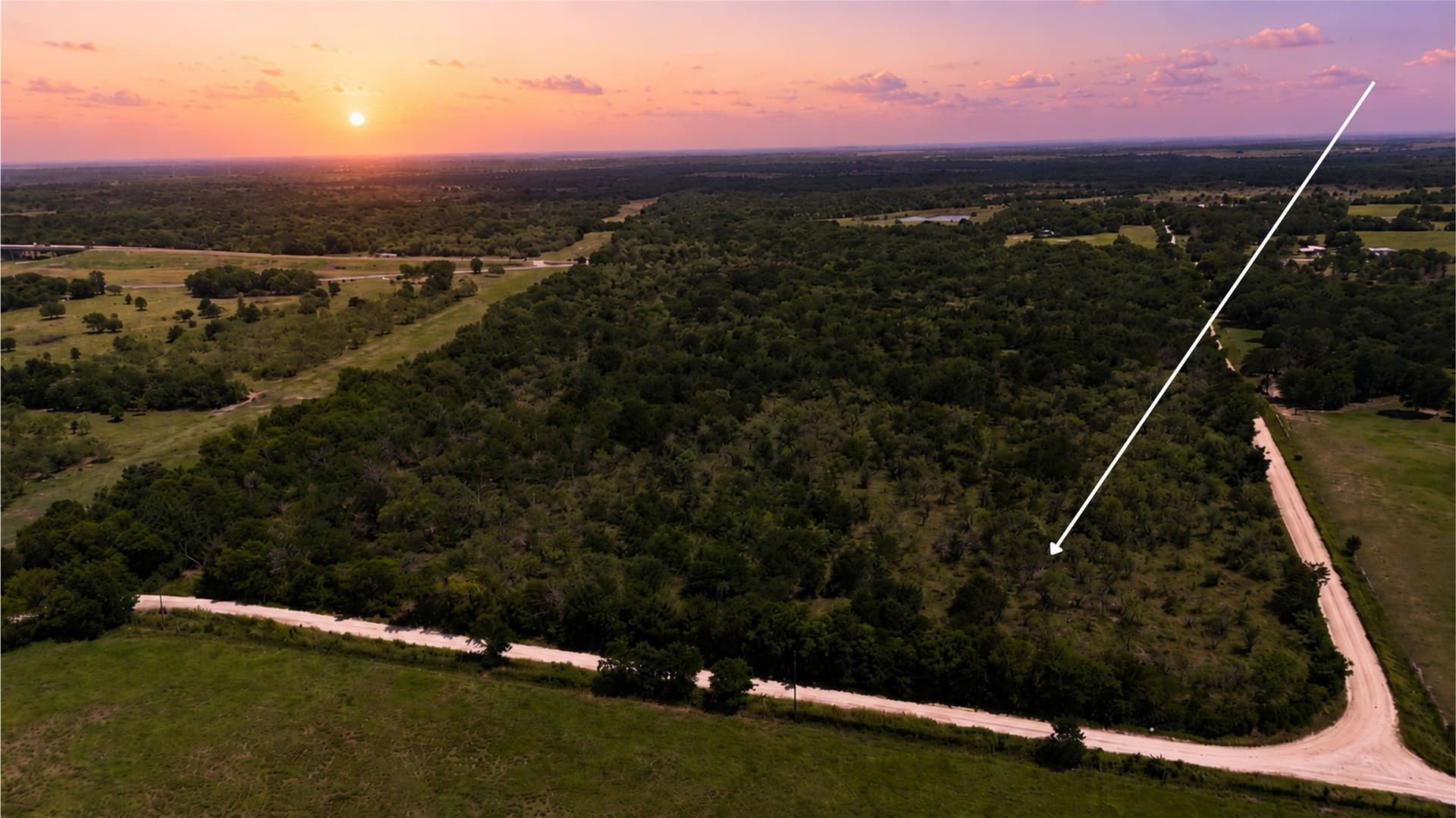 4 acres in Navarro County