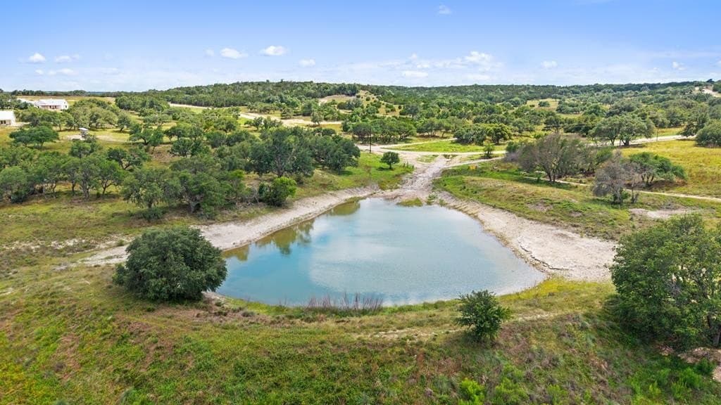 27.22 acres in Gillespie County