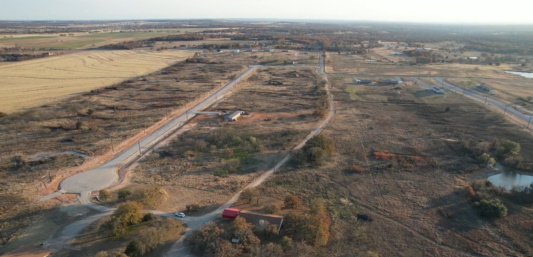 2.01 acres in Parker County