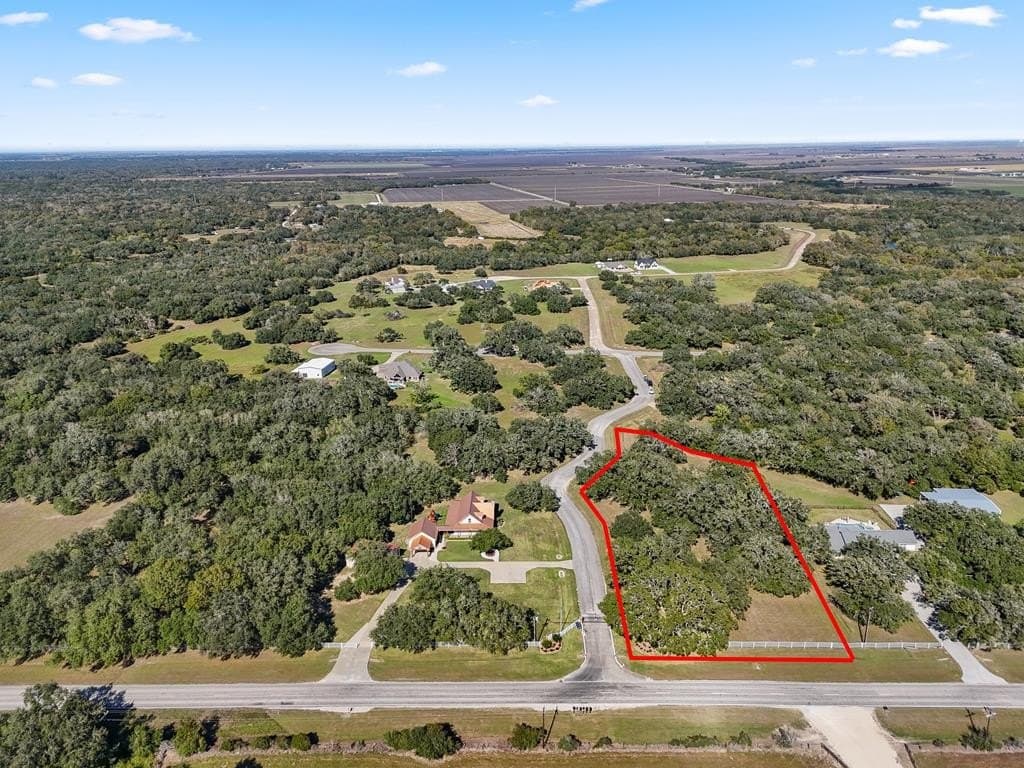 2.01 acres in Blessing Area County