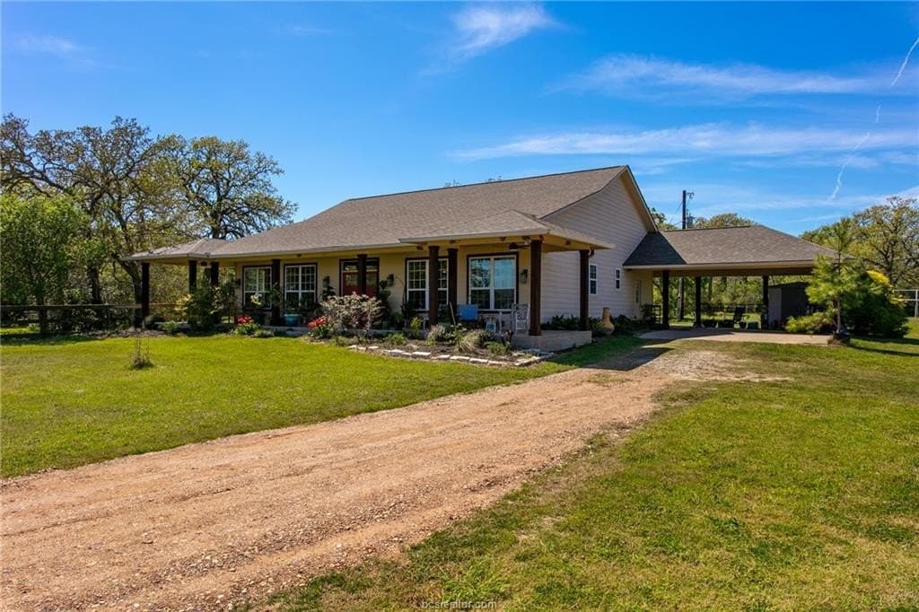17.64 acres in Burleson County