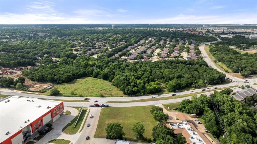 6.87 acres in Tarrant County