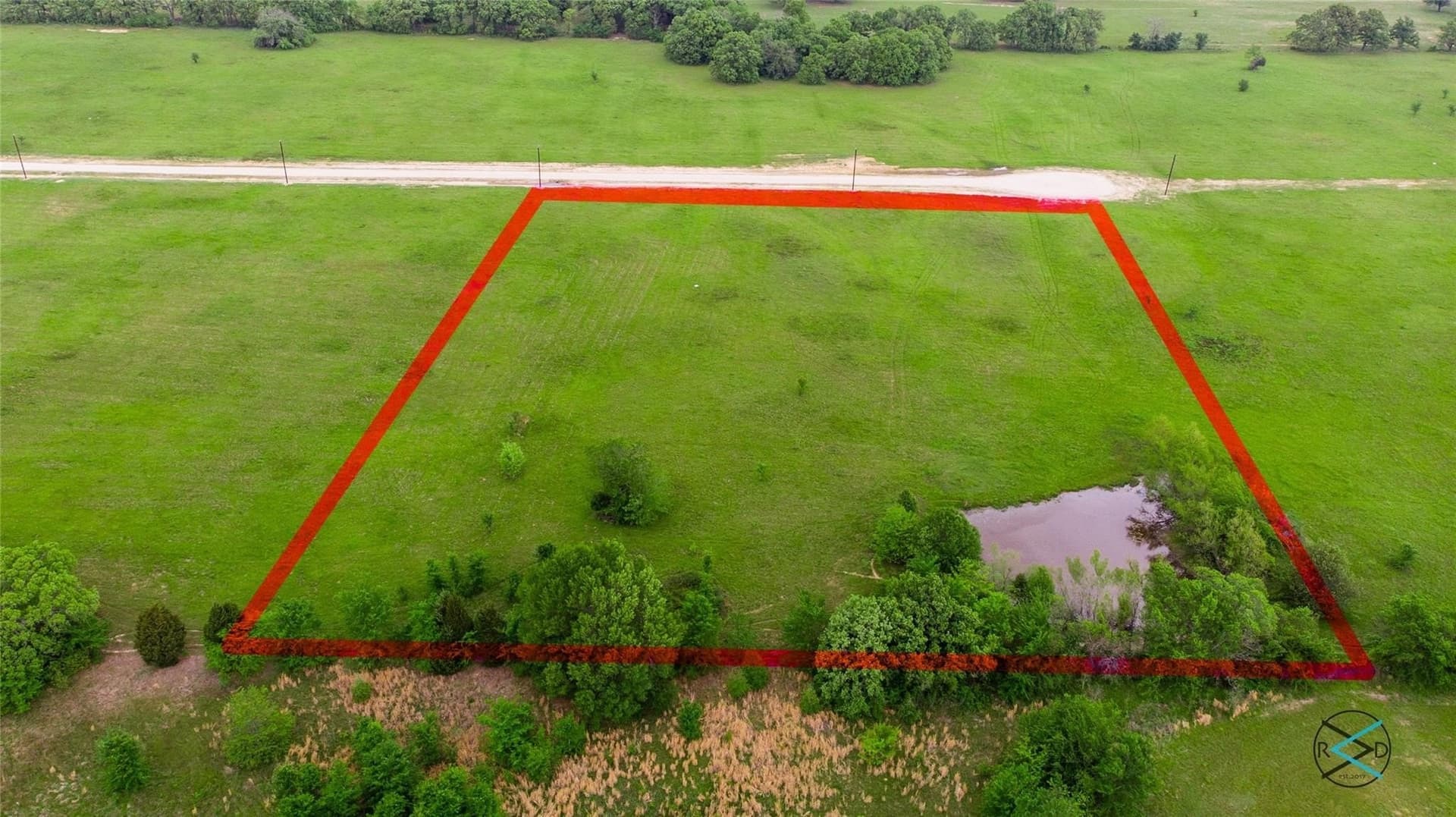 5.51 acres in Henderson County