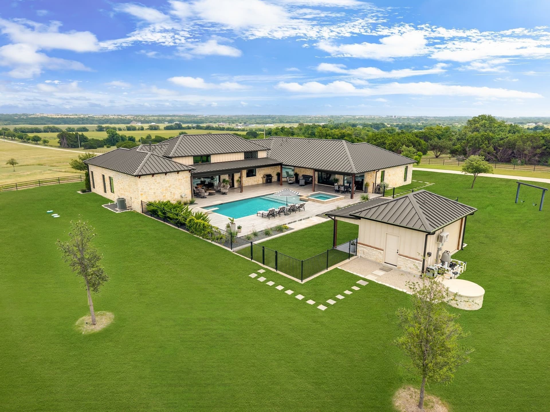 20 acres in Johnson County