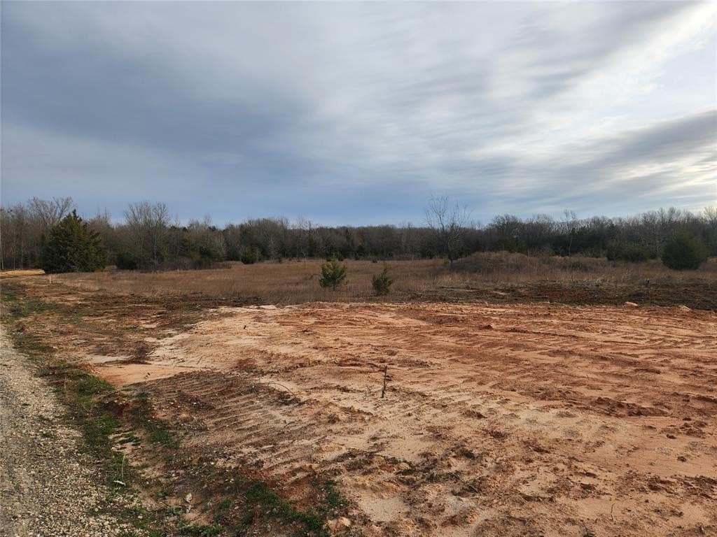 3.2 acres in Hopkins County