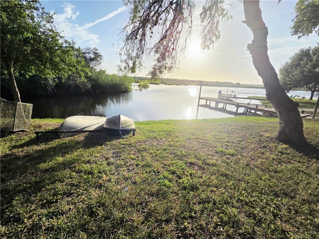 43,560 acres in Live Oak County