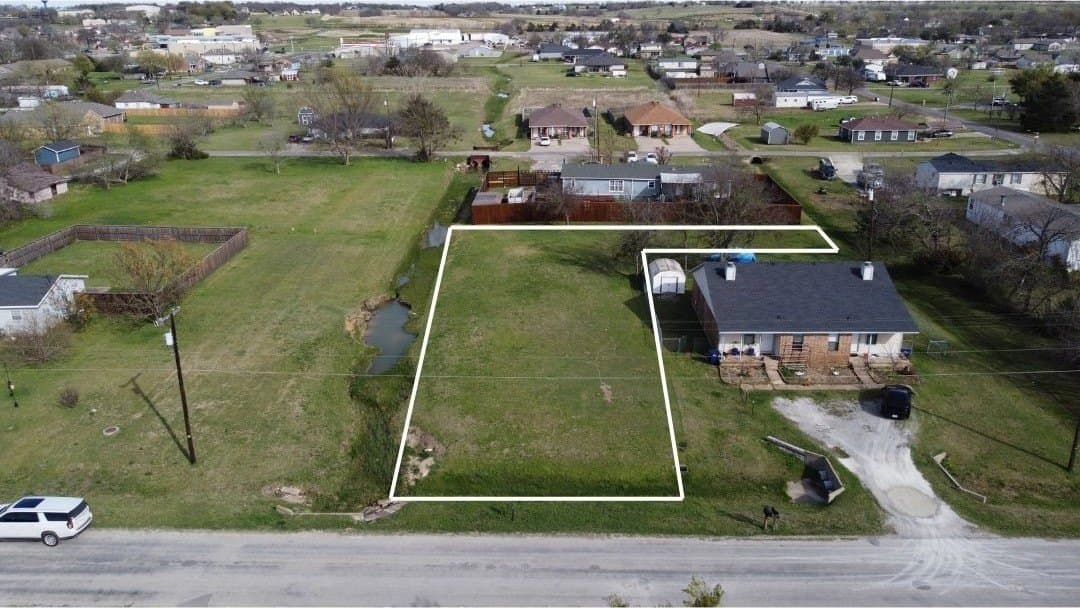 0.42 acres in Grayson County