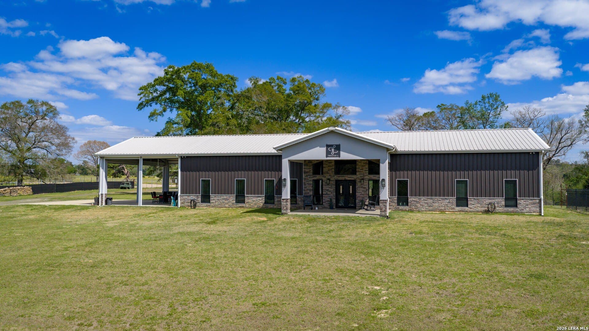 260 acres in Nacogdoches County