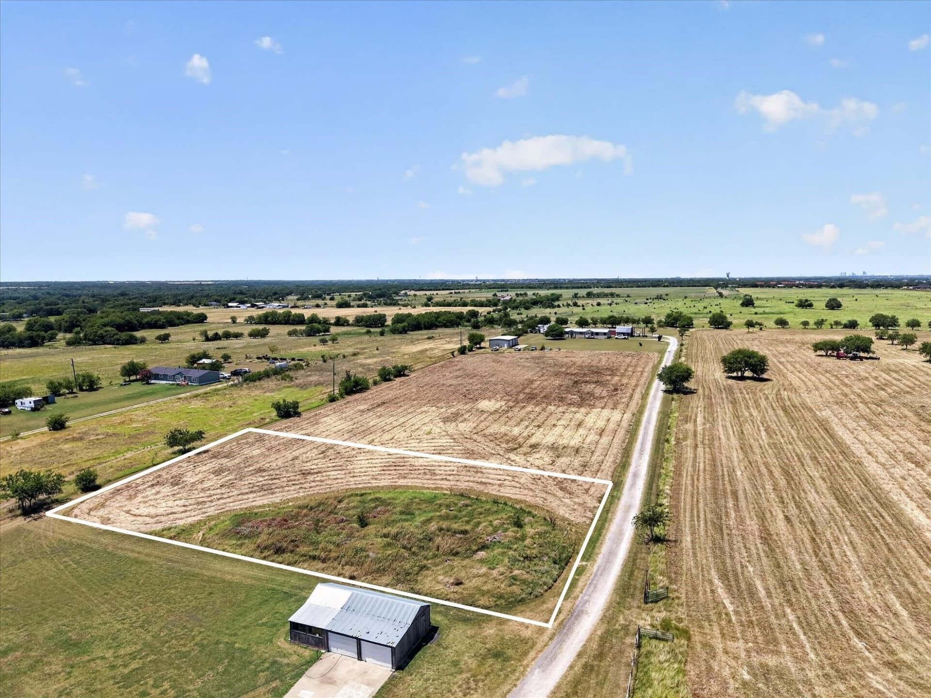 1.02 acres in Ellis County