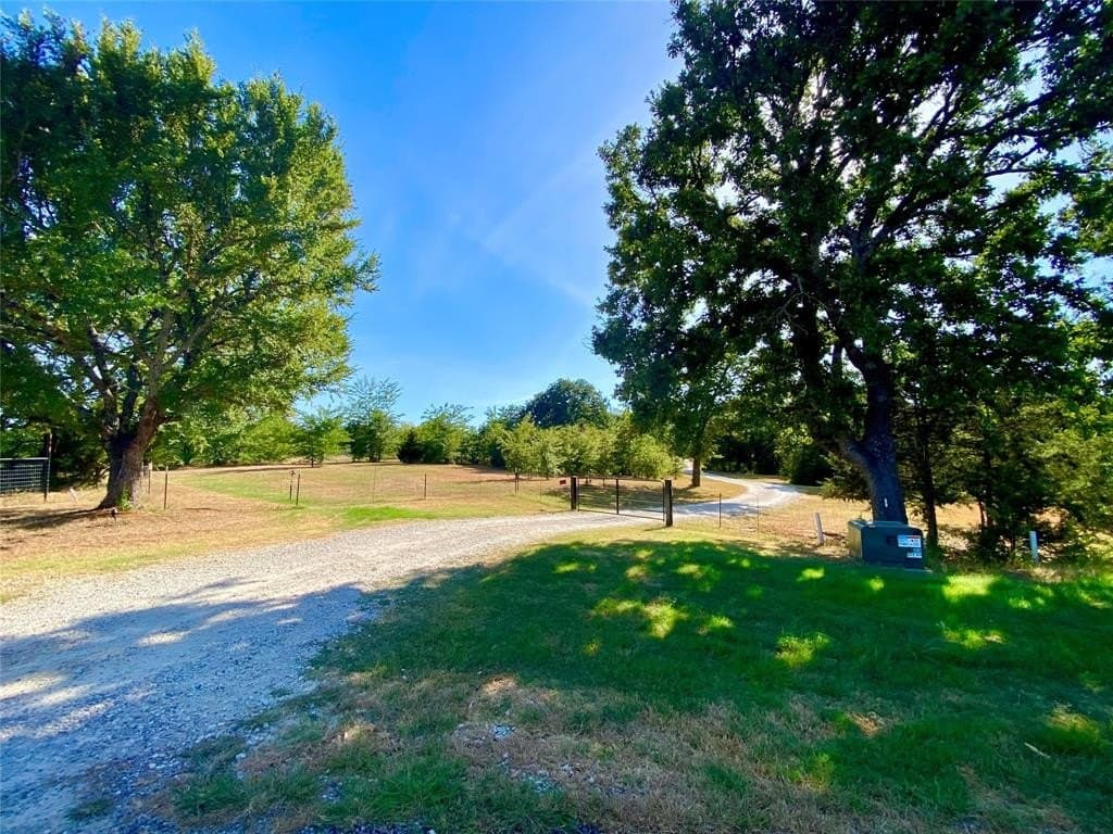 17.59 acres in Grayson County