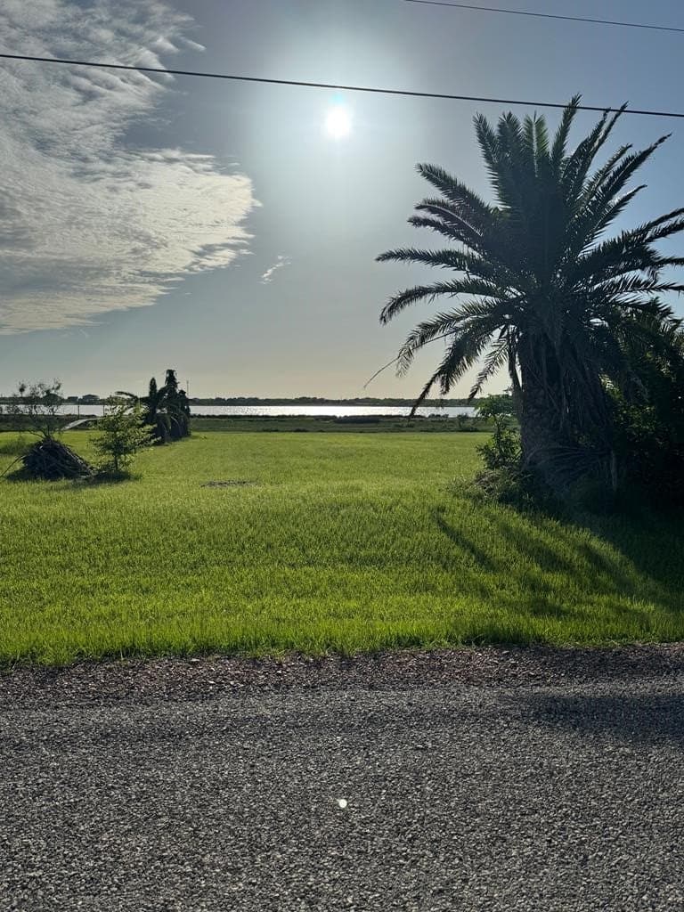 0.95 acres in Palacios Area County