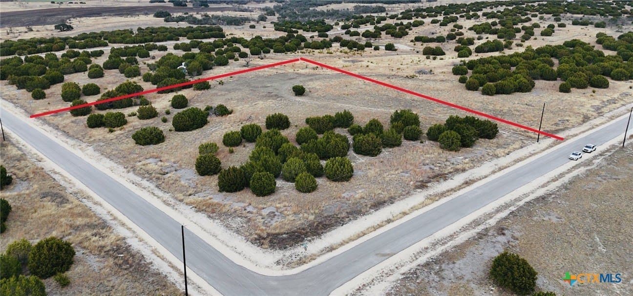 5.15 acres in Burnet County
