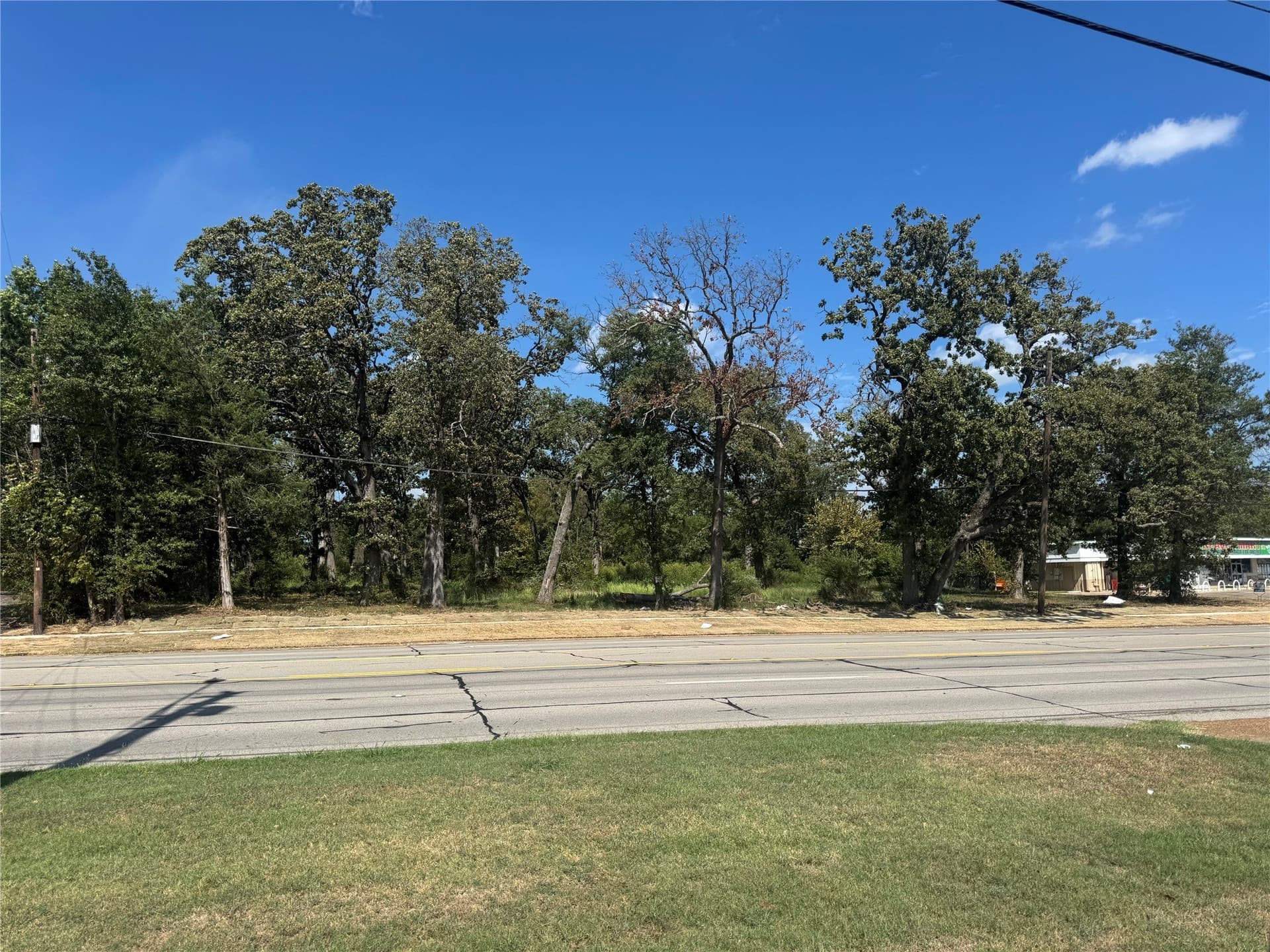 2.94 acres in Lamar County