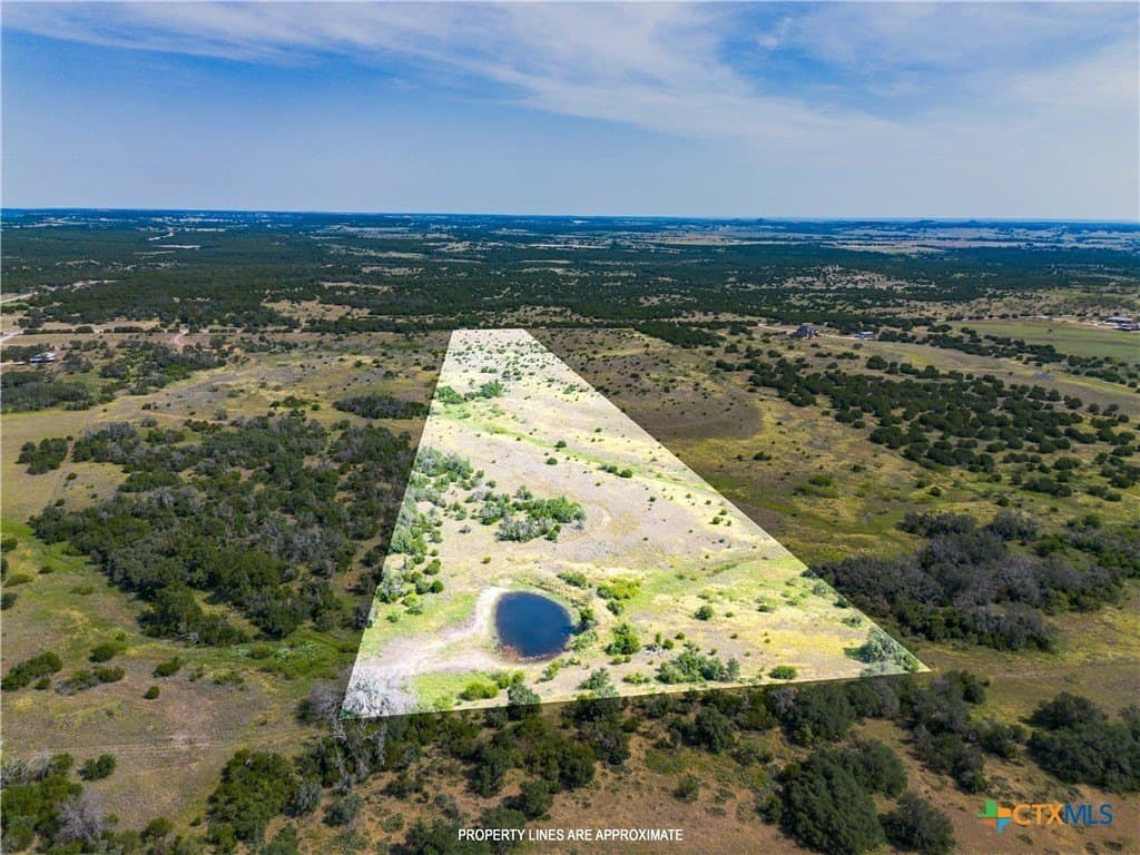20.89 acres in Lampasas County