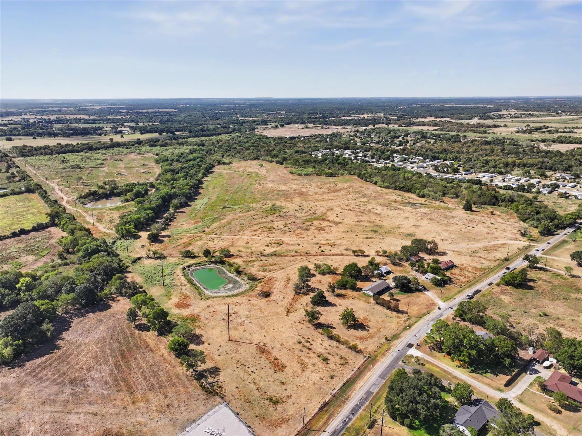 6.41 acres in Navarro County