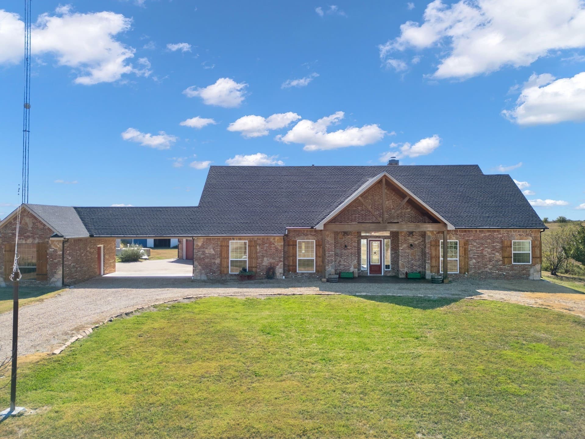 31.29 acres in Ellis County