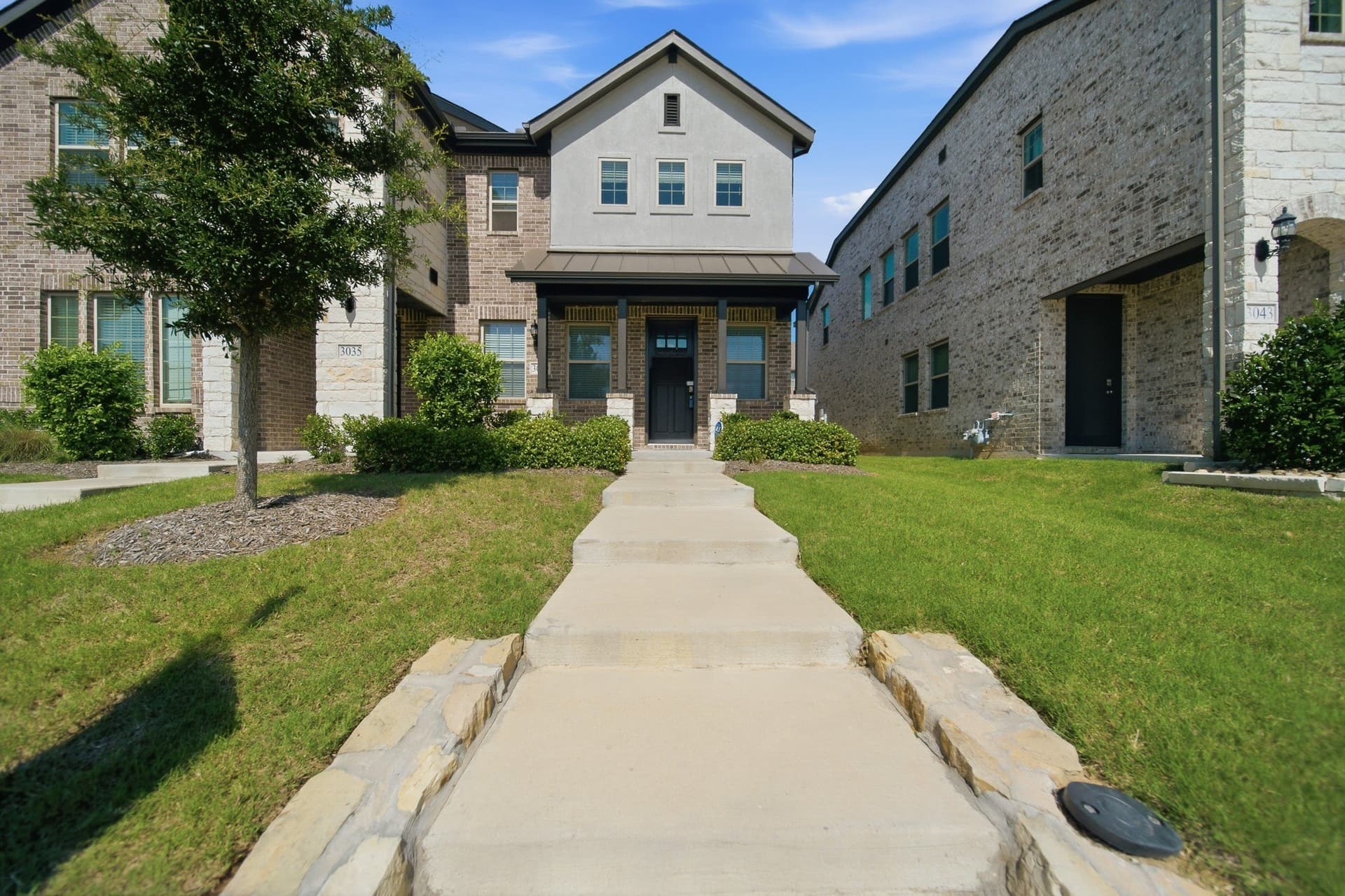 24 acres in Dallas County