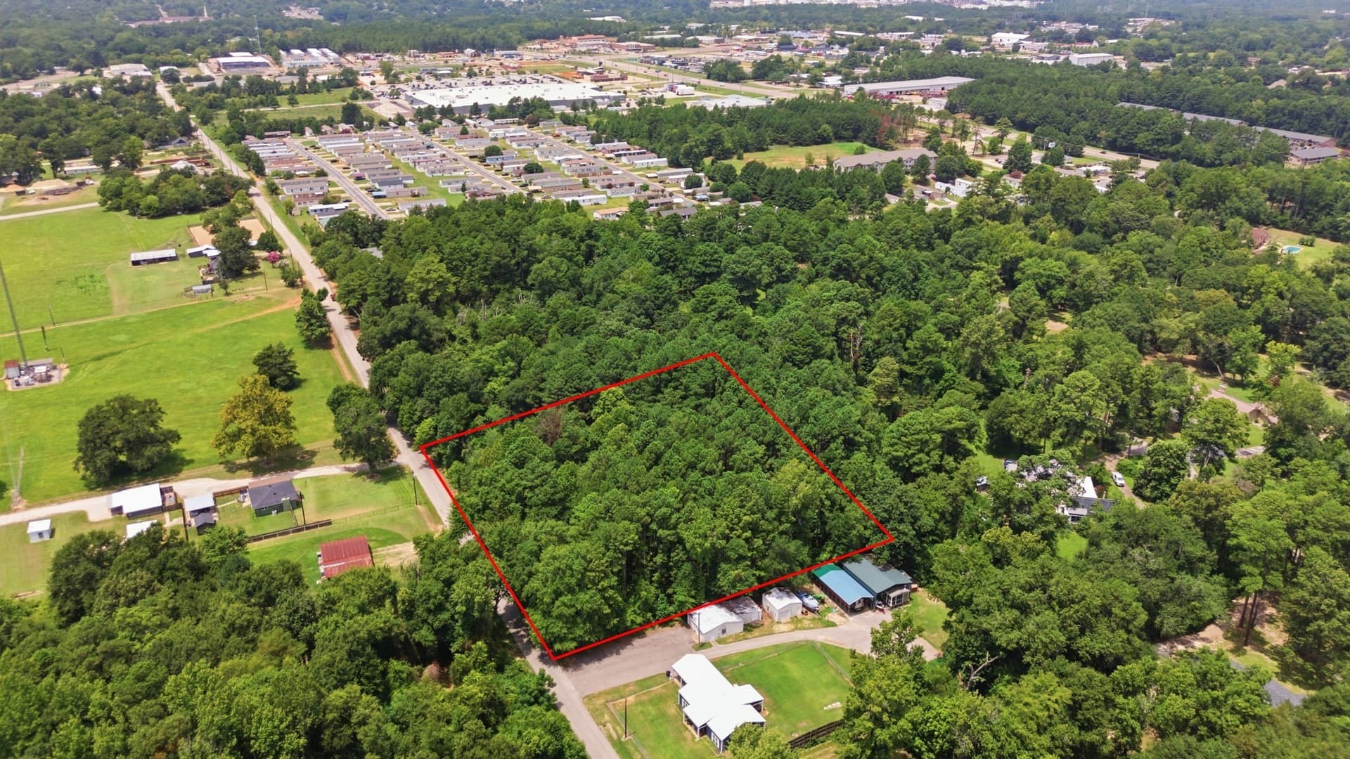 4 acres in Smith County