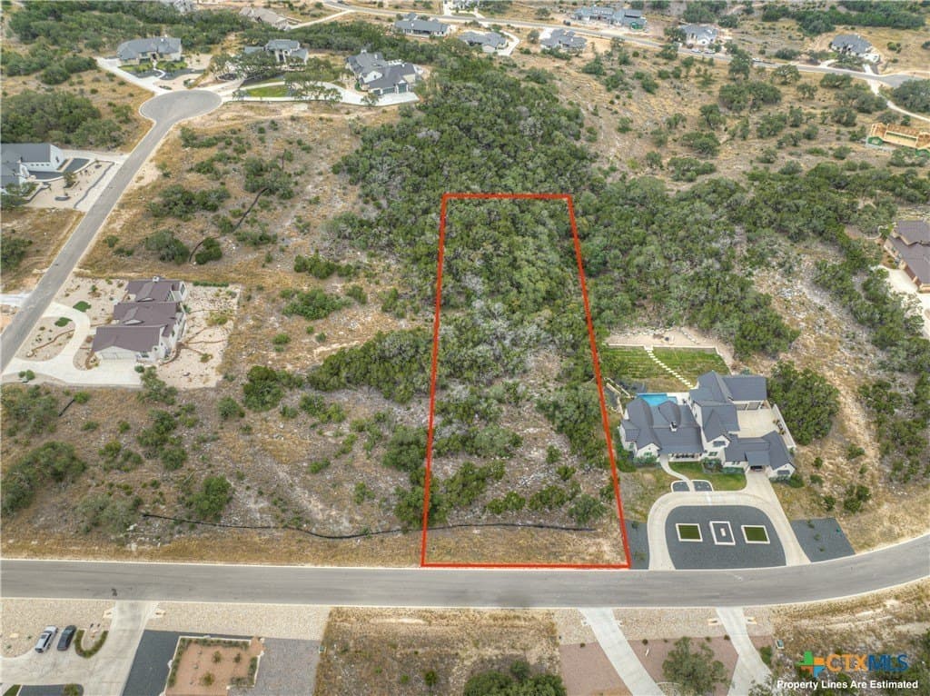 1.24 acres in Comal County