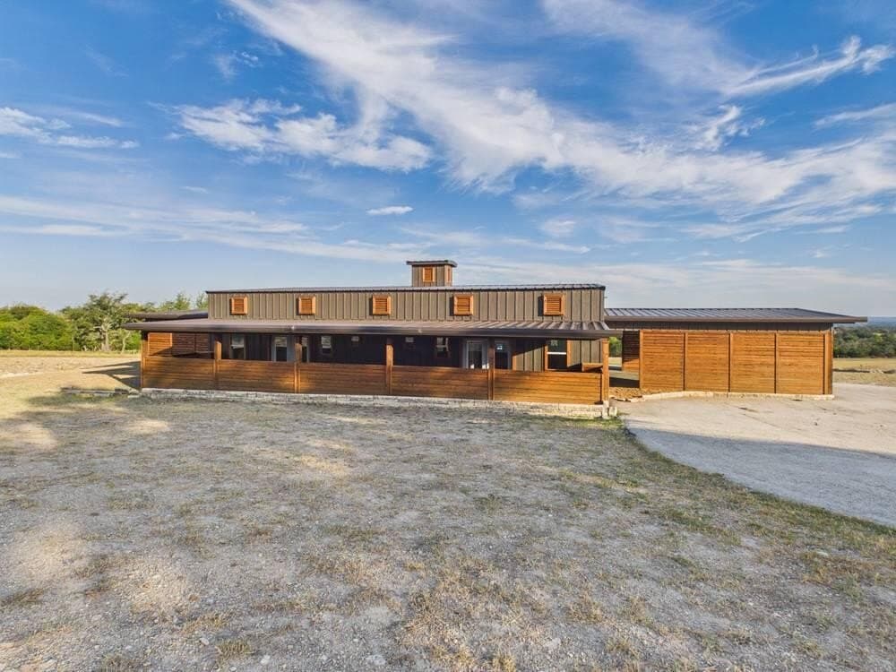 18 acres in Gillespie County