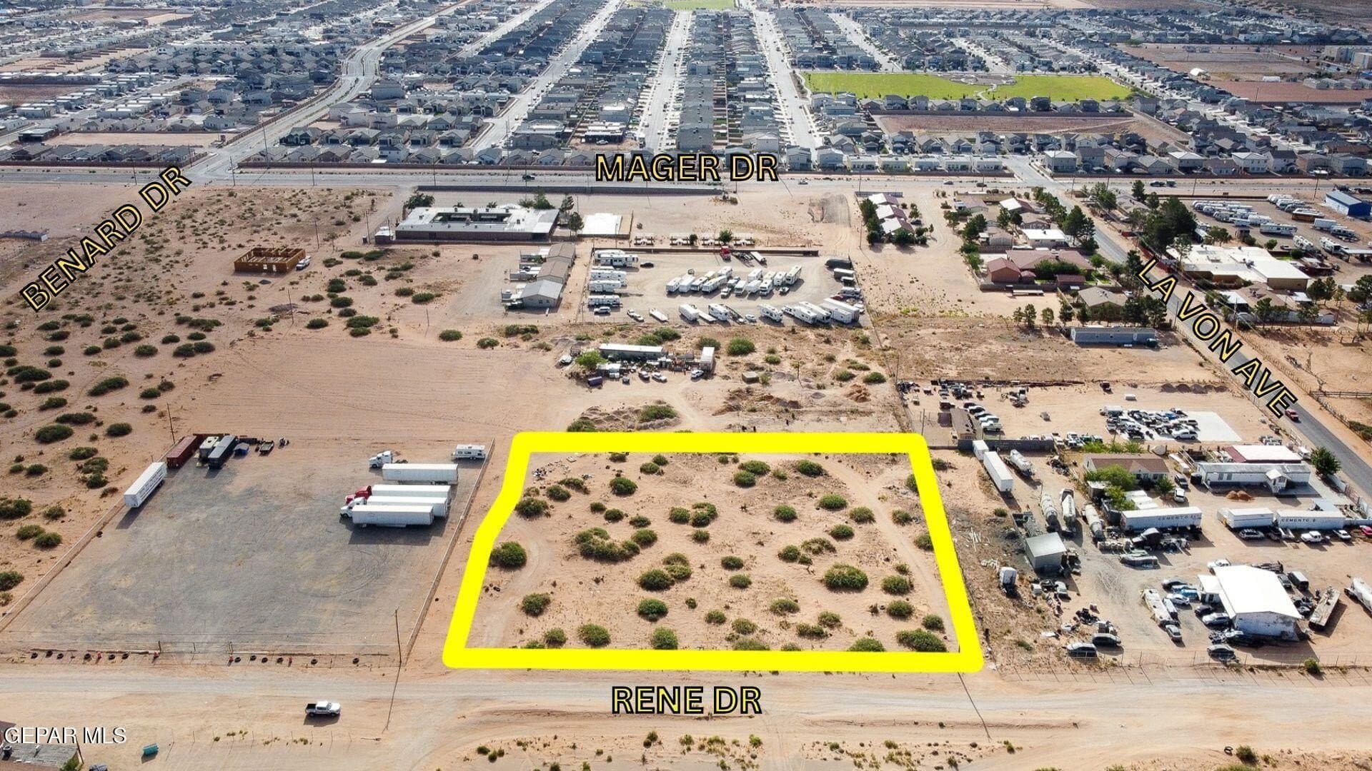 2 acres in El Paso County
