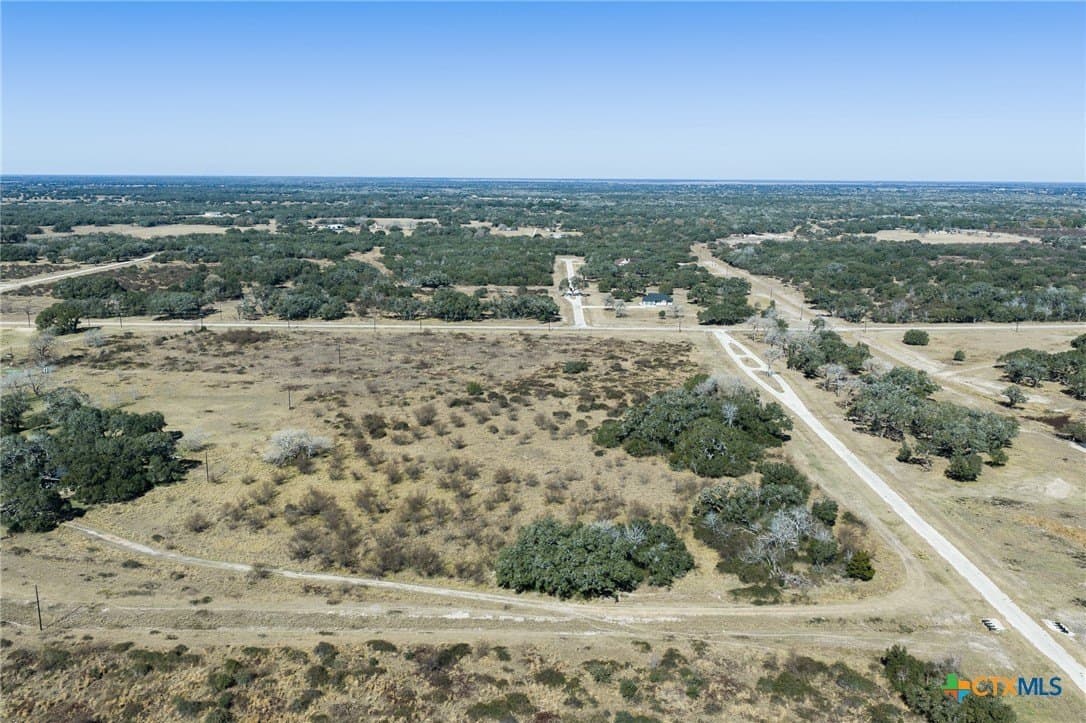 6.61 acres in Victoria County