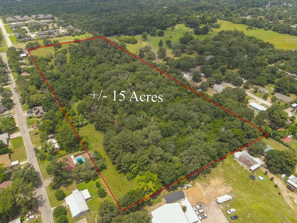 15 acres in Henderson County