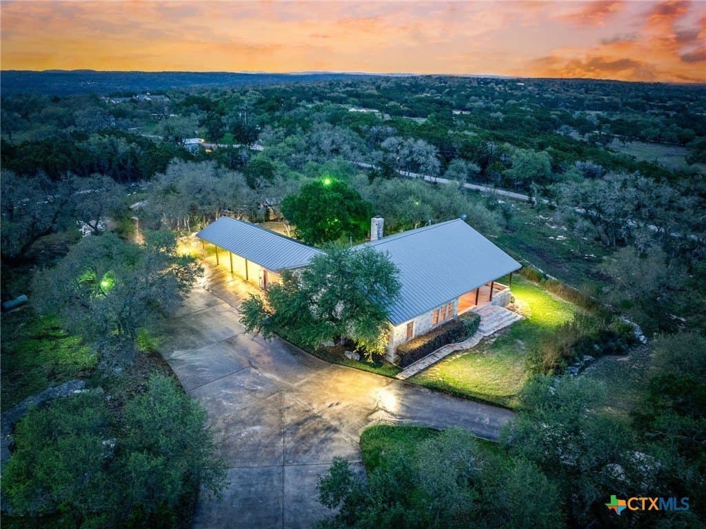 20.04 acres in Comal County