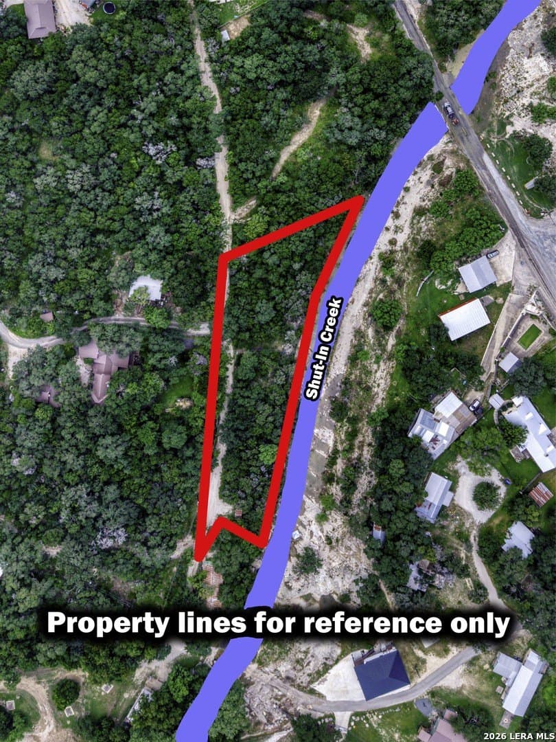 0.7 acres in Uvalde County