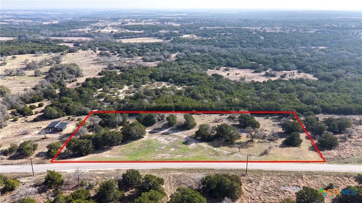 3.21 acres in Burnet County