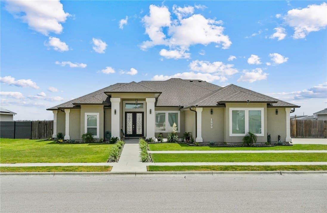 22,690 acres in Nueces County