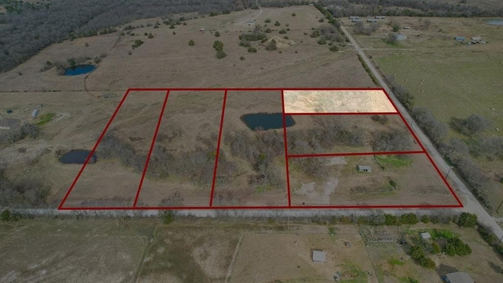 1.12 acres in Hunt County