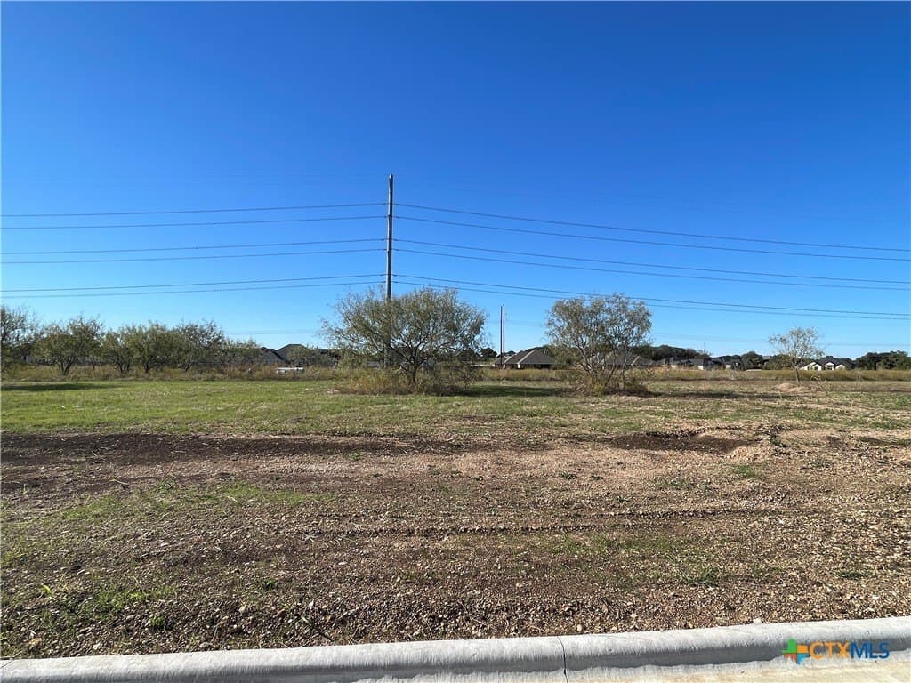 0.8 acres in Bell County
