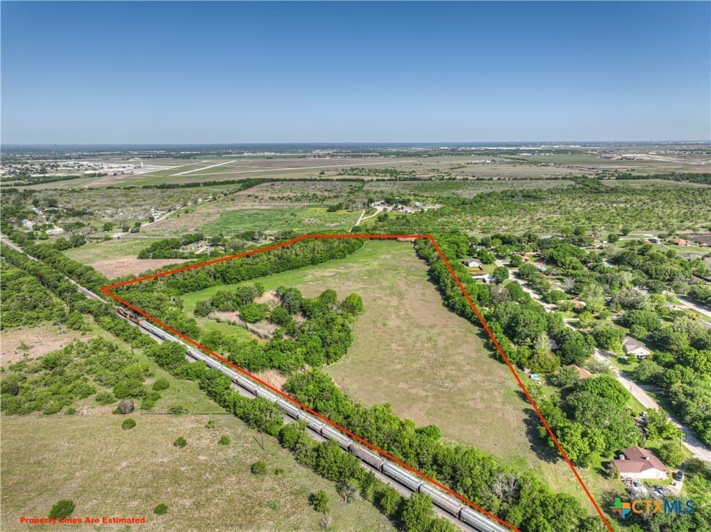 24.07 acres in Caldwell County