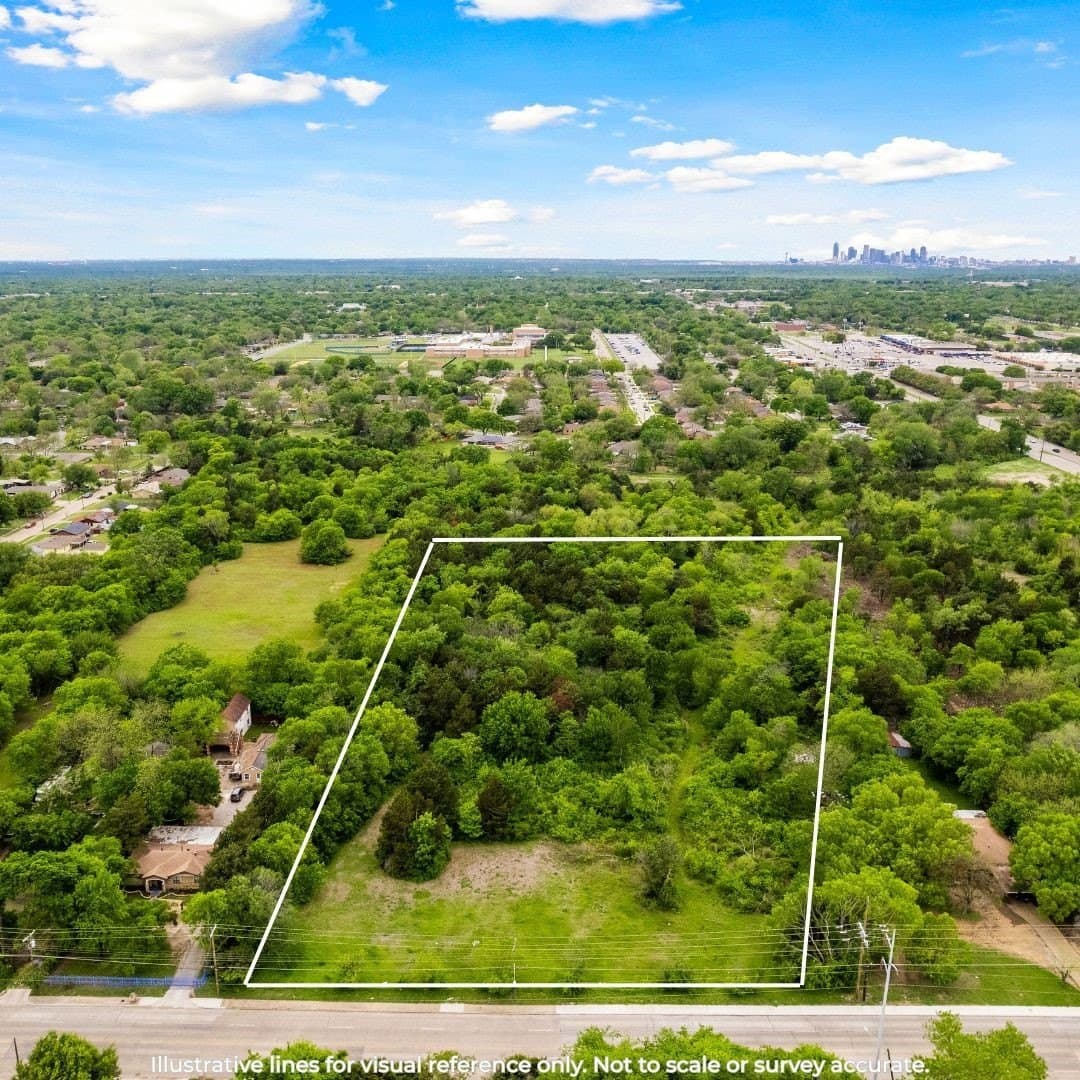 4.97 acres in Dallas County