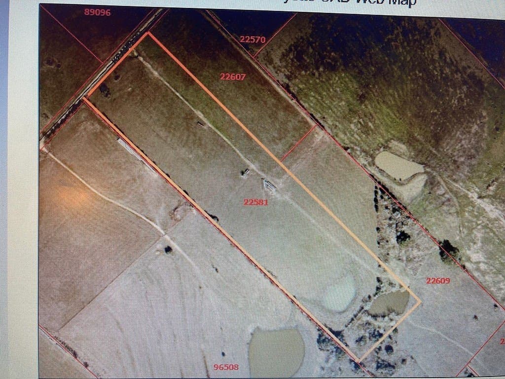 17.87 acres in Fayette County