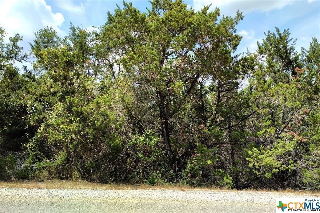 0.5 acres in Comal County