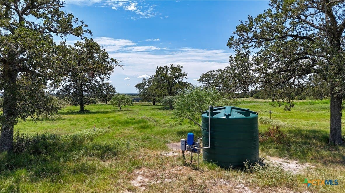 1.33 acres in Bastrop County