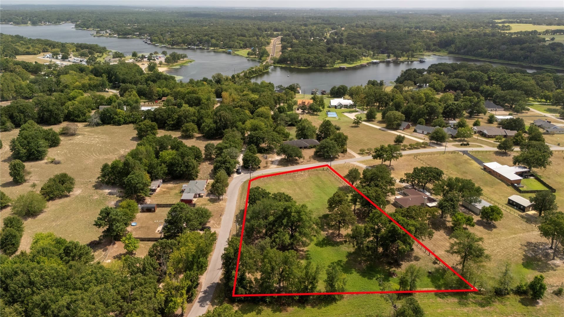 1.86 acres in Henderson County